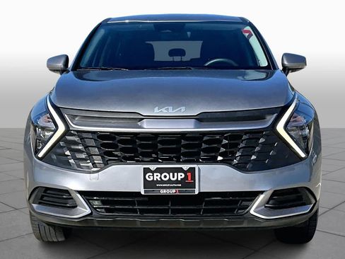 Used 2023 Kia Sportage LX AWD/4WD image 6
