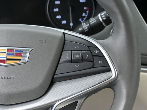 Used 2025 Cadillac XT5 Premium Luxury w/ Technology Package image 22