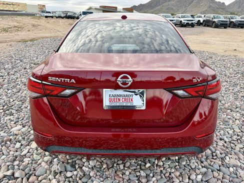 Used 2021 Nissan Sentra SV image 4