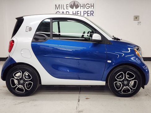 Used 2018 smart fortwo electric drive image 8