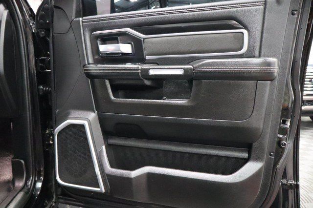 Used 2019 RAM 2500 Laramie w/ Black Appearance Package AWD/4WD image 72