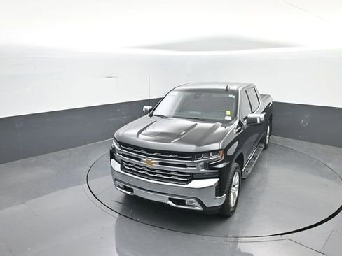 Used 2021 Chevrolet Silverado 1500 LTZ w/ Technology Package AWD/4WD image 27