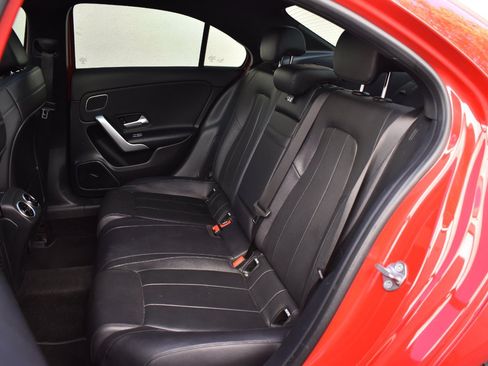 Used 2019 Mercedes-Benz A 220 4MATIC image 18