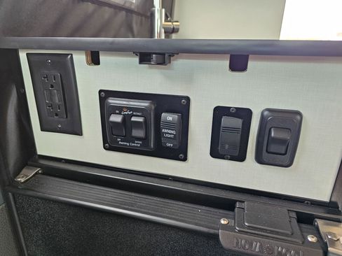 Used 2022 Mercedes-Benz Sprinter 2500 image 45