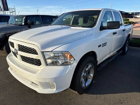 Used 2014 RAM 1500 Express RWD image 1