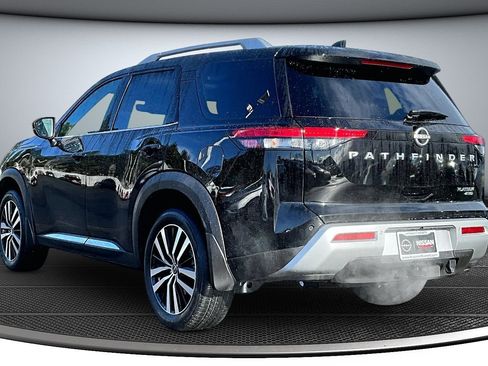 New 2025 Nissan Pathfinder Platinum w/ Cargo Package image 3