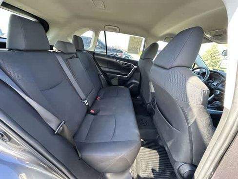 Used 2022 Toyota RAV4 LE image 23