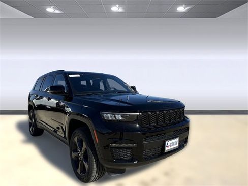 New 2025 Jeep Grand Cherokee L Limited w/ Luxury Tech Group II image 6