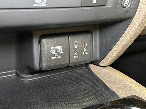 Used 2017 Honda Pilot Elite image 35