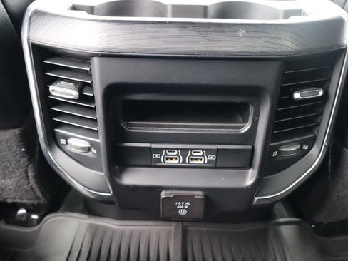 Used 2023 RAM 2500 Laramie AWD/4WD image 44