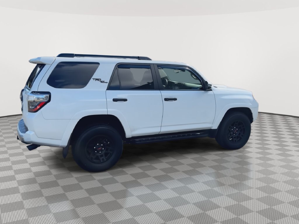 Used 2024 Toyota 4Runner TRD Off-Road Premium w/ Moonroof Package AWD/4WD image 9