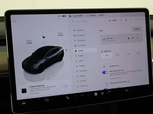 Used 2023 Tesla Model Y 2WD image 33