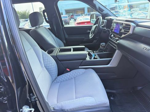 Used 2025 Toyota Tundra SR5 w/ SR5 Convenience Package AWD/4WD image 27