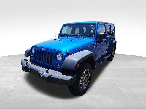 Used 2015 Jeep Wrangler Unlimited Rubicon w/ Max Tow Package AWD/4WD image 16
