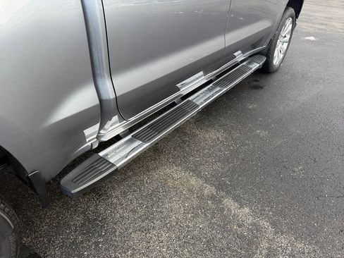 Used 2020 Chevrolet Silverado 1500 High Country w/ Technology Package image 30