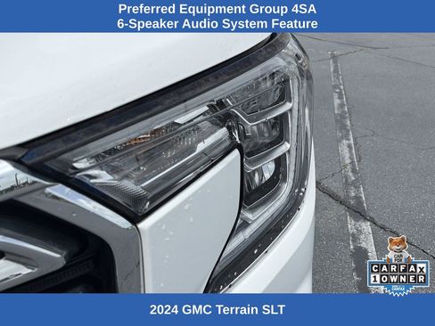 Used 2024 GMC Terrain SLT FWD image 9
