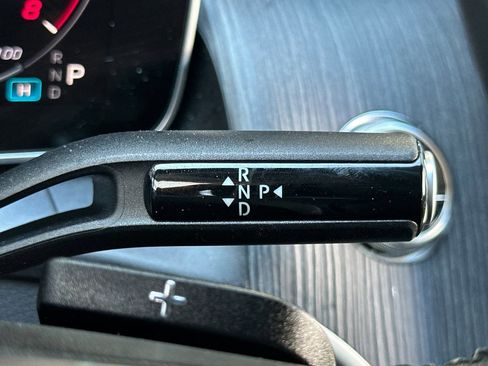 Used 2026 Mercedes-Benz GLC 350e 4MATIC image 17