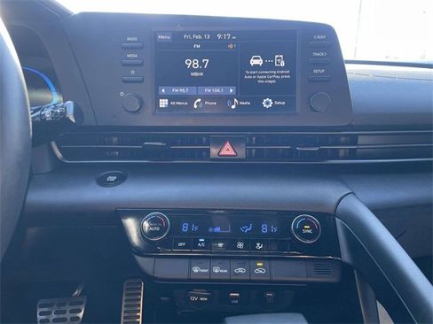 Certified 2025 Hyundai Elantra Sport image 21
