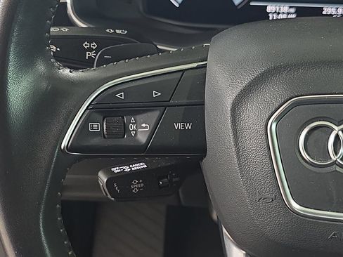 Used 2019 Audi Q8 Premium Plus w/ Premium Plus AWD/4WD image 20