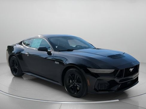 New 2026 Ford Mustang GT image 2
