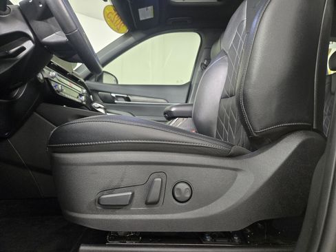 Used 2025 Kia Telluride EX X-Line AWD/4WD image 34