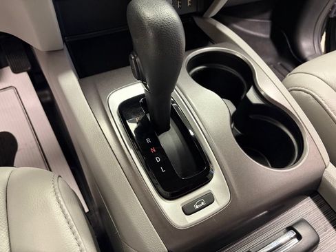 Used 2017 Honda Pilot EX-L image 25