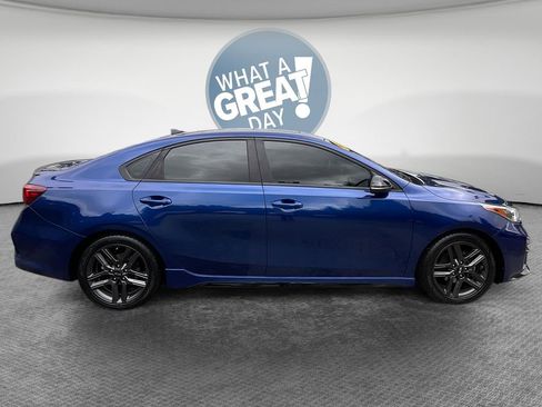 Used 2020 Kia Forte GT-Line w/ GT-Line Premium Package FWD image 2