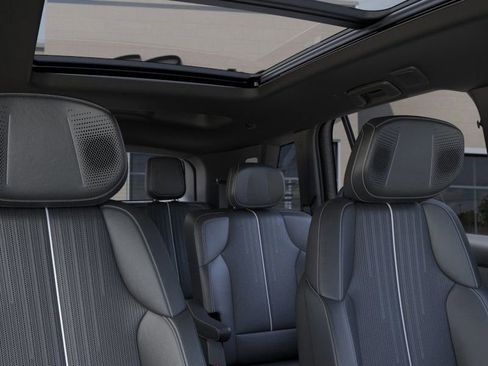 New 2026 Cadillac Vistiq Sport w/ LPO, Floor Liner Package image 27