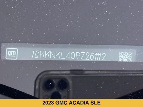 Certified 2023 GMC Acadia SLE w/ Driver Convenience Package FWD image 15