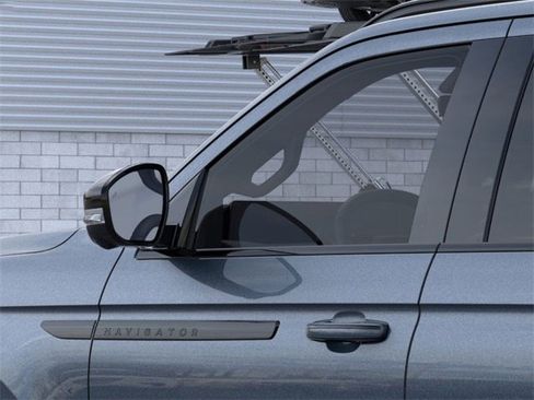 New 2025 Lincoln Navigator Reserve w/ Jet Appearance Package image 20