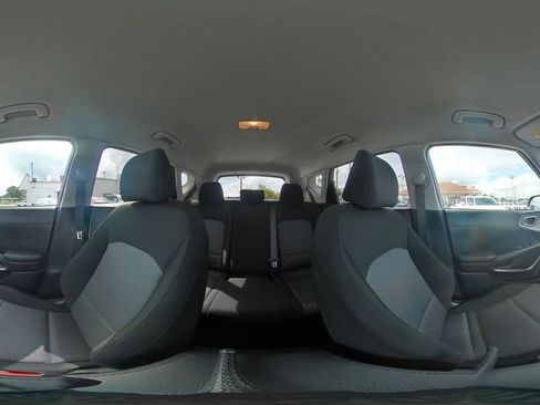 Used 2025 Kia Soul LX w/ LX Technology Package FWD image 41