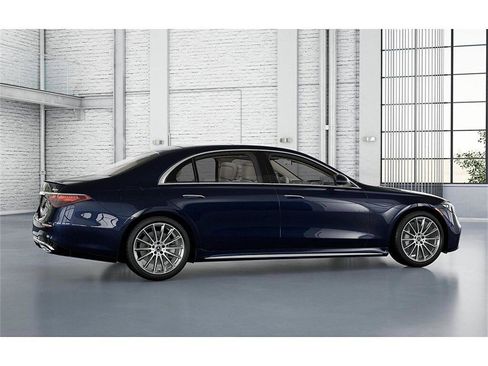 New 2026 Mercedes-Benz S 500 4MATIC image 18