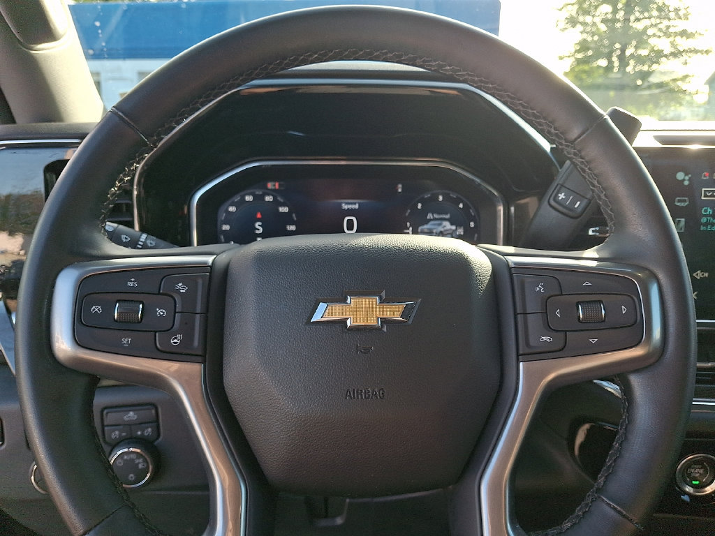 Used 2024 Chevrolet Silverado 1500 LT AWD/4WD image 19