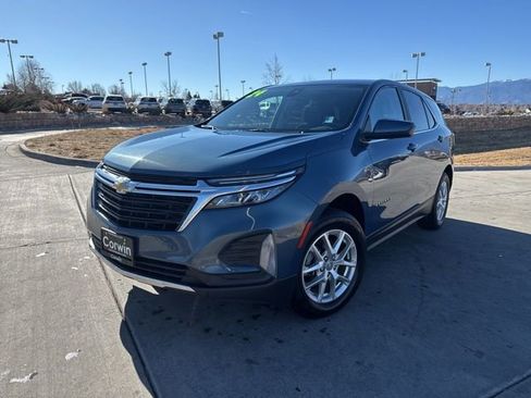 Used 2024 Chevrolet Equinox LT image 3