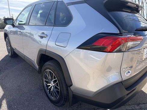 Used 2025 Toyota RAV4 LE image 14