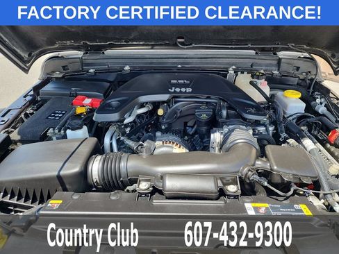 Used 2021 Jeep Wrangler Unlimited Rubicon AWD/4WD image 33