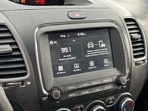 Used 2018 Kia Forte LX w/ LX Popular Package FWD image 12