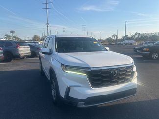 Used 2023 Honda Pilot EX-L video 1