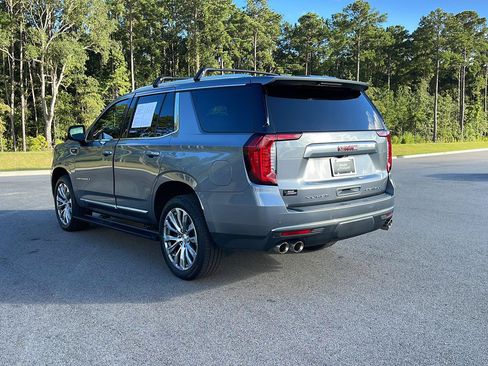 Used 2021 GMC Yukon Denali w/ Denali Premium Package AWD/4WD image 5