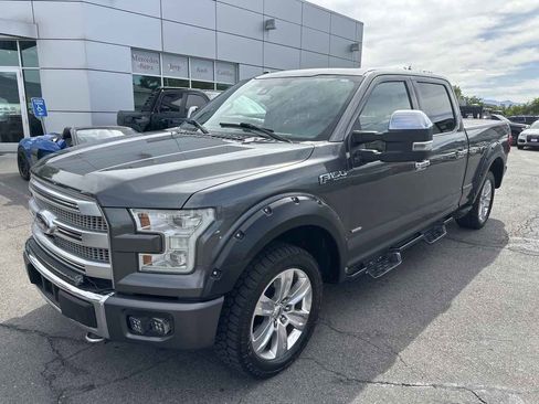 Used 2017 Ford F150 Platinum w/ Equipment Group 701A Luxury image 2