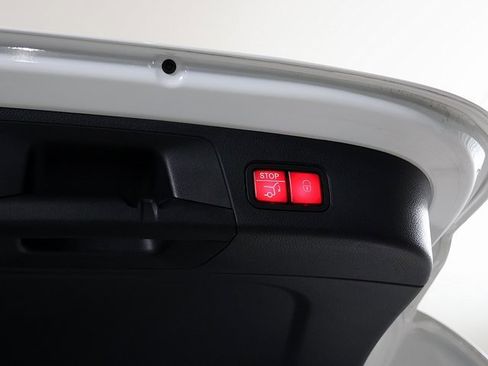 Certified 2026 Mercedes-Benz GLA 250 4MATIC image 30