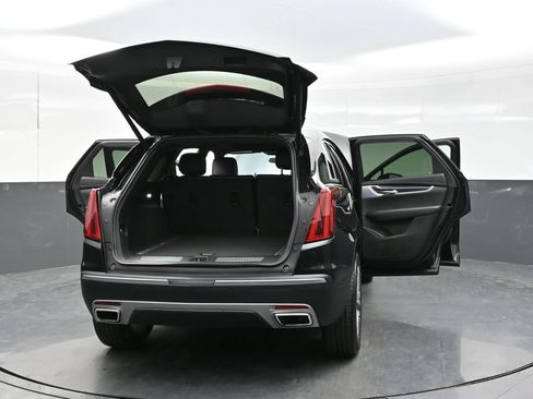 Certified 2024 Cadillac XT5 Premium Luxury AWD/4WD image 39