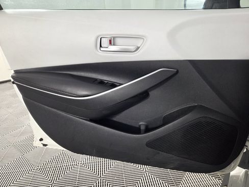 Used 2021 Toyota Corolla SE FWD image 21