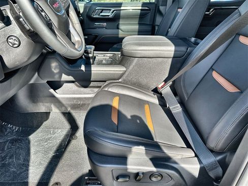 New 2026 GMC Sierra 1500 AT4 w/ AT4 Premium Package image 24
