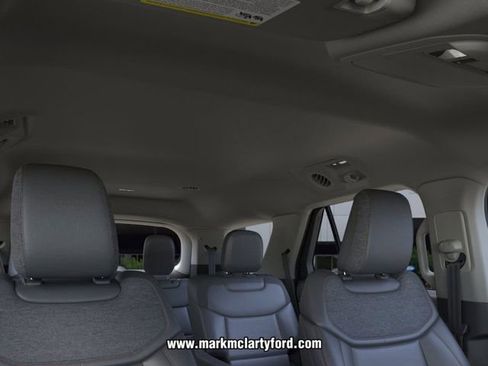 New 2026 Ford Explorer Active w/ Active Comfort Package RWD image 22