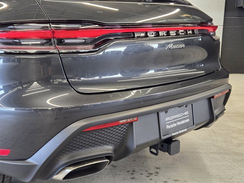 New 2025 Porsche Macan image 8