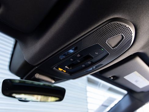 Certified 2026 Porsche Cayenne Base image 19