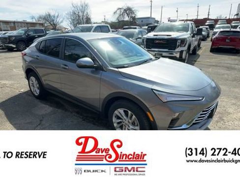 New 2026 Buick Envista Preferred w/ Advanced Safety Package FWD image 2