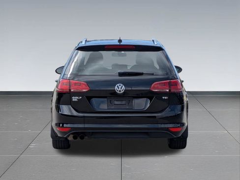 Used 2016 Volkswagen Golf Limited Edition FWD image 4