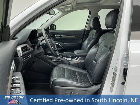 Used 2022 Kia Telluride SX w/ SX Prestige Package image 16